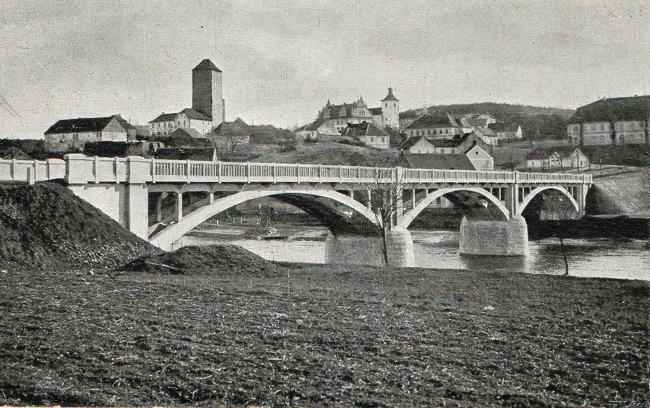 historický pohled na řeku Sázavu a most 
