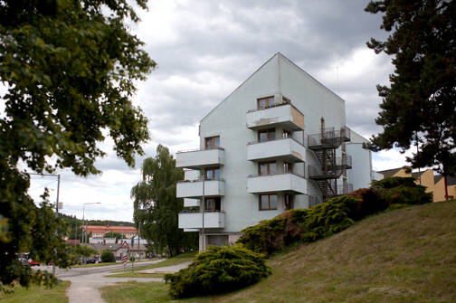 dum-s-pecovatelskou-sluzbou-modra